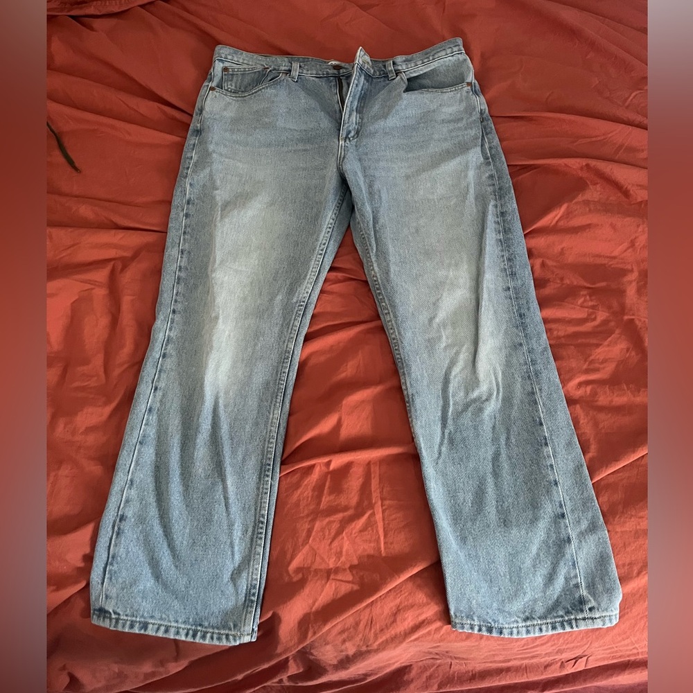 Esby Straight Leg Jeans